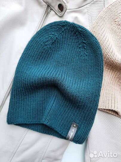 Шапка из мериносовой шерсти