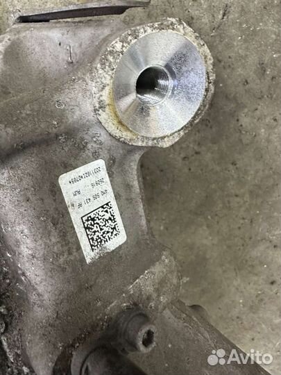 Поворотный кулак задний Audi Q7 4m