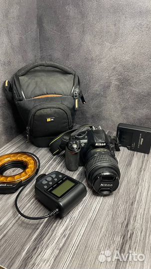 Зеркальный фотоаппарат