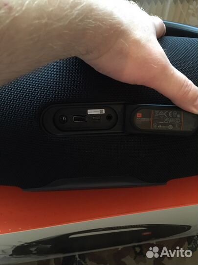 Колонка jbl boombox 2