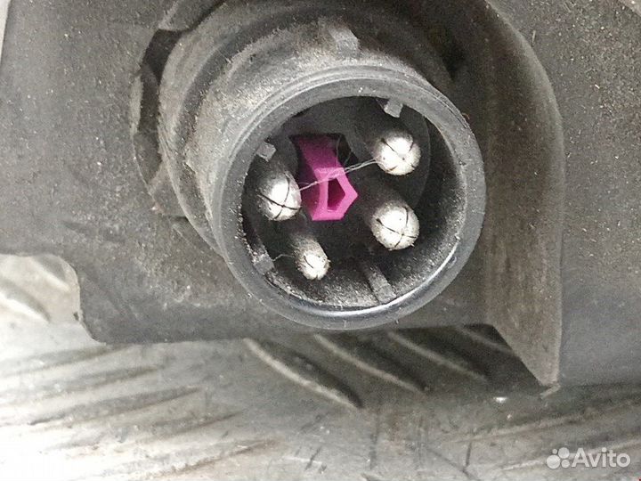 Фара передняя для Volkswagen Passat 5 3B0941018R