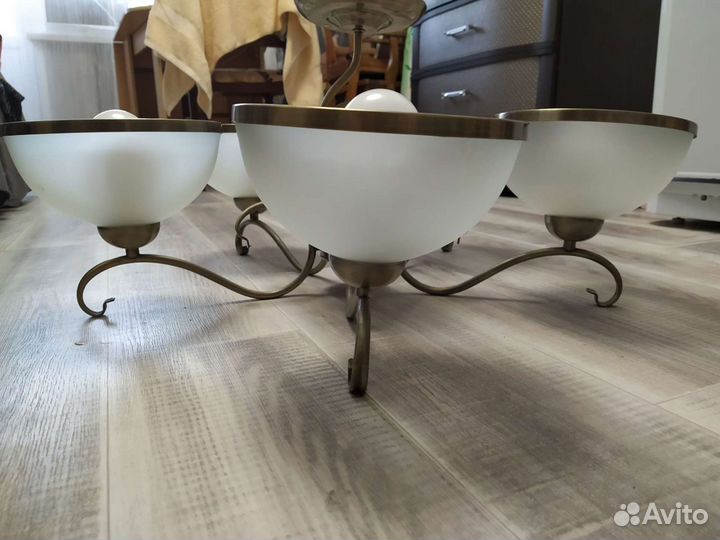 Люстра потолочная