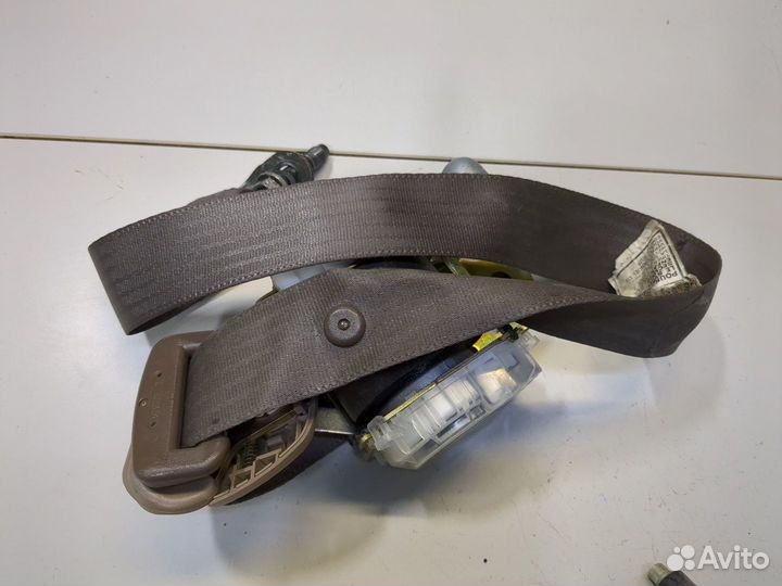 Ремень безопасности Toyota Sequoia, 2003