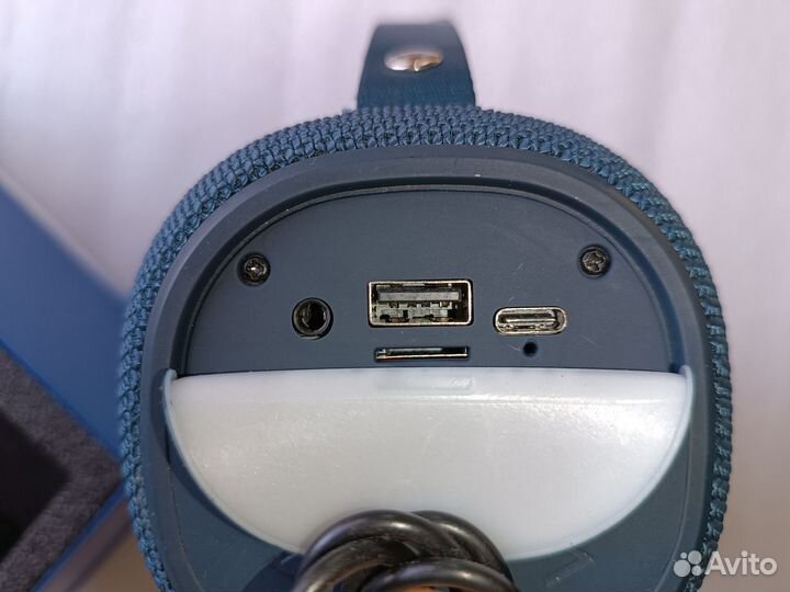 Портативная Bluetooth колонка Sven