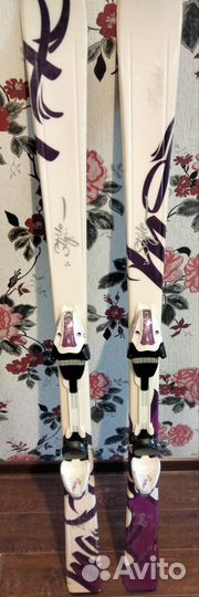 Горные лыжи новые