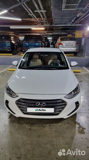 Hyundai Elantra 2.0 AT, 2016, 88 000 км