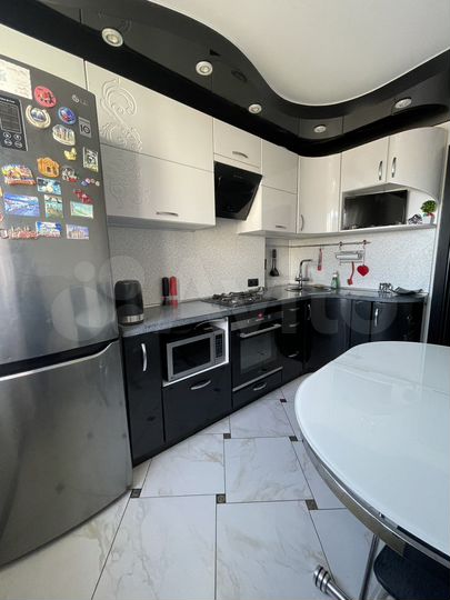 2-к. квартира, 48,7 м², 9/9 эт.