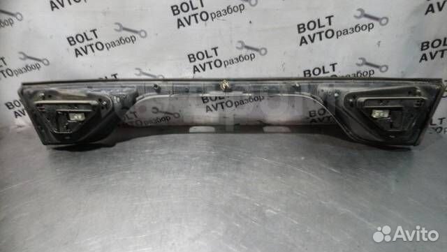 Фонарь на крышку багажника задний Mitsubishi