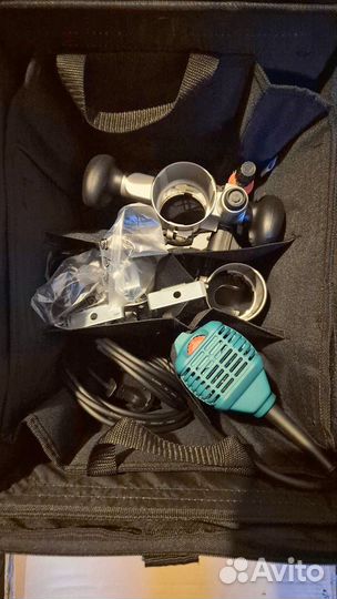 Фрезерный станок makita RT0700CX2