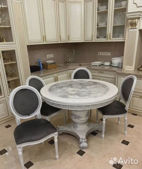 Комплект кухонной мебели