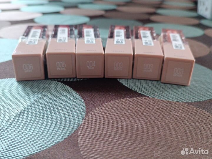 Блеск для губ Maybelline Lifter Gloss