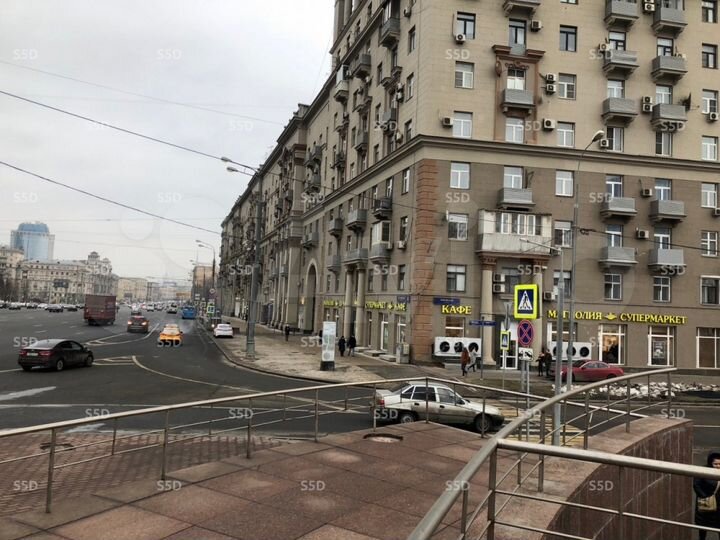 Продам торговое помещение, 517.6 м²