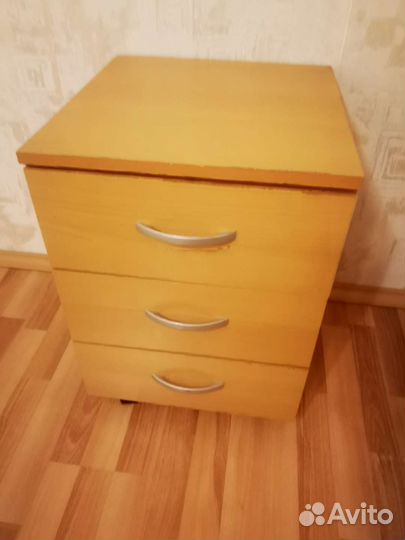 Тумба выкатная