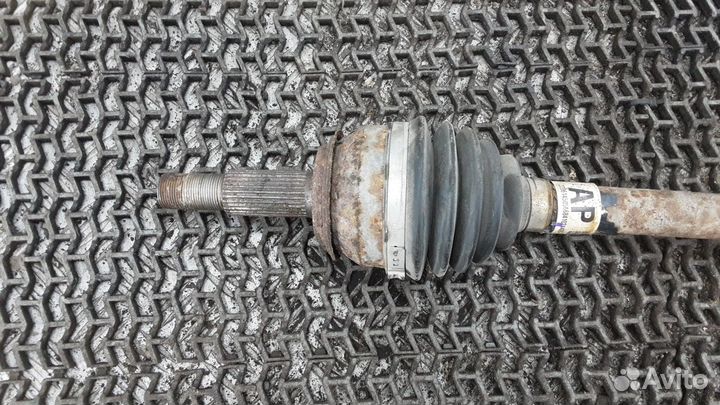 Привод правый передний Nissan Qashqai