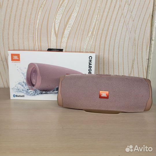 Портативная колонка JBL Charge 4 Pink