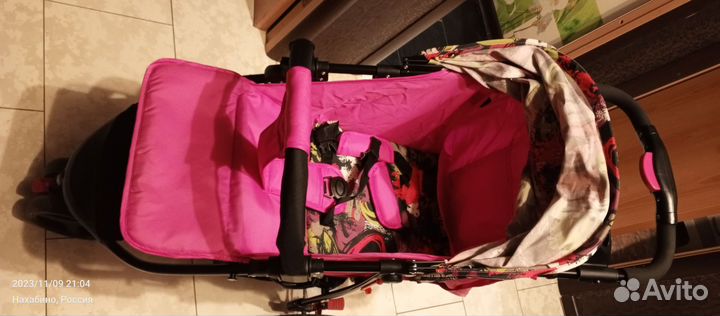 Прогулочная коляска
