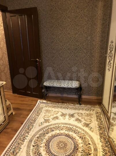 3-к. квартира, 80 м², 2/5 эт.