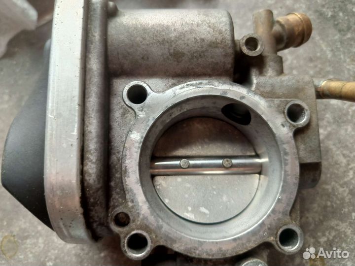 Дроссельная заслонка Opel chevrolet 55560398