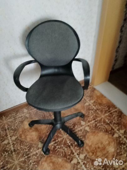 Компьютерное кресло