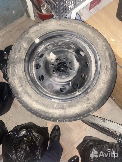 Accelera 651 2.25/4.5 R4