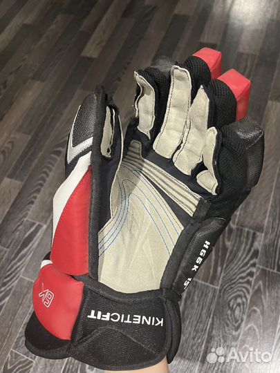 Хоккейный инвентарь