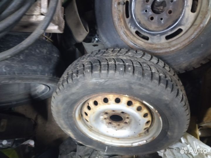 Колеса зимние 175 70 r13 стояли на ваз 2114