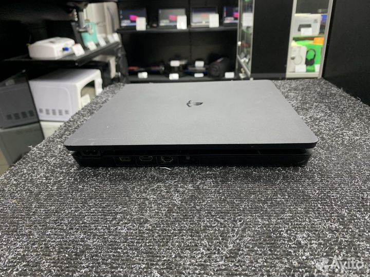 Игровая приставка Sony PlayStation 4 Slim 1000 гб