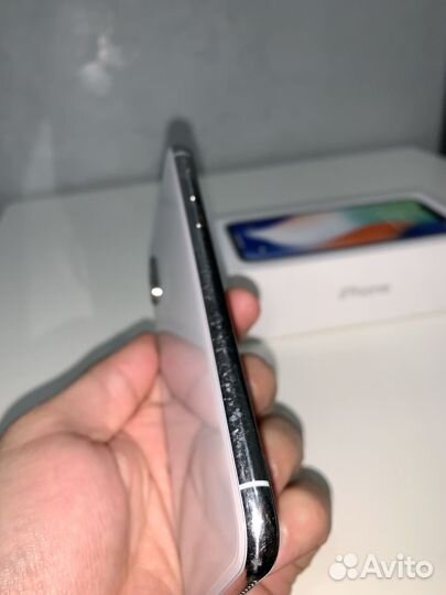 iPhone X, 64 ГБ
