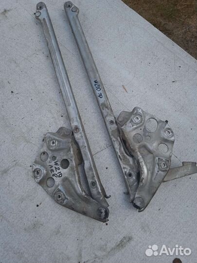 Петля капота Mеrсedеs w210 мepceдес 210