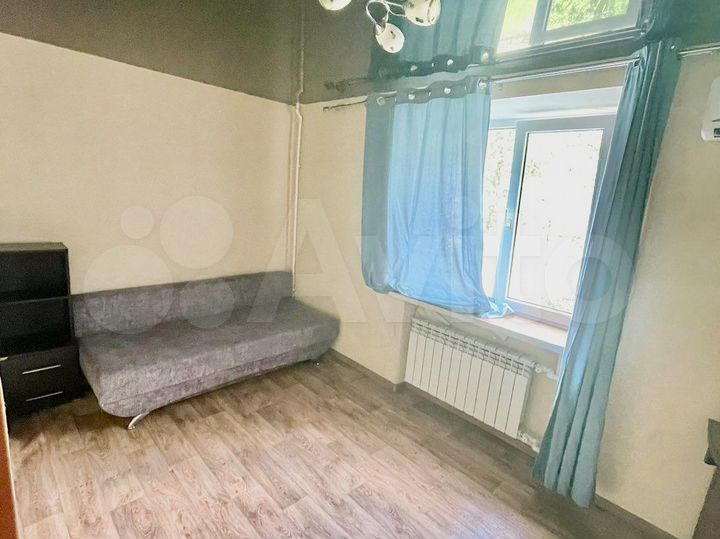 3-к. квартира, 55 м², 2/5 эт.