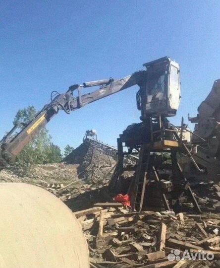 Гидроманипулятор с кабиной