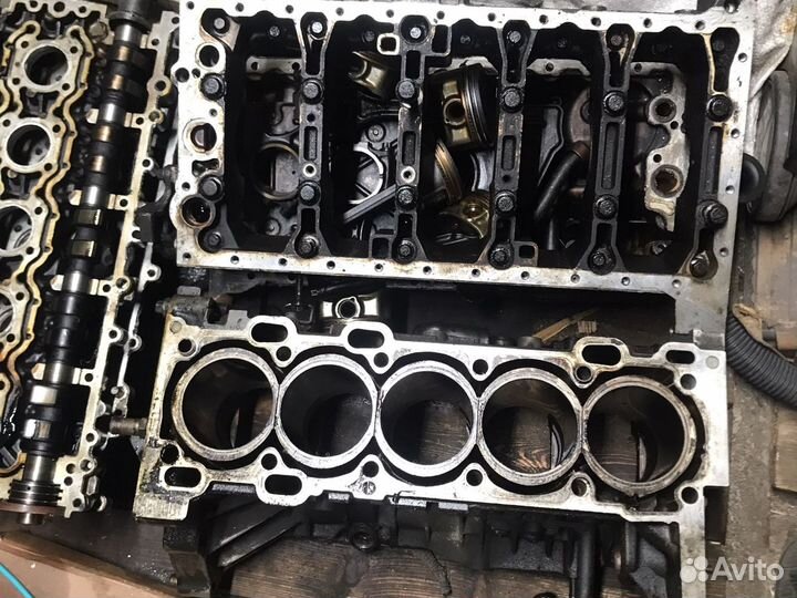 Двигатель для Вольво 2,5в разборе