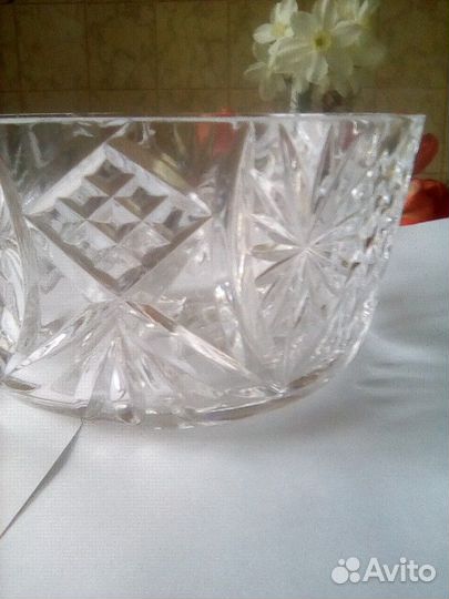 Хрустальная ваза