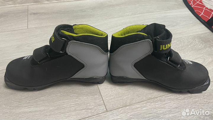 Лыжные ботинки larsen 33