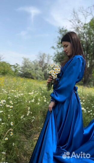 Летящее платье со шлейфом для фотосессии в аренду