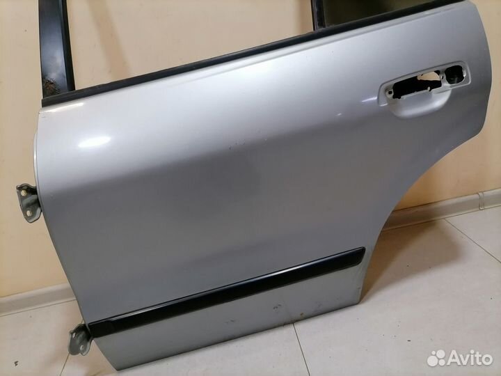 Дверь задняя левая Mitsubishi Galant 1997-2003