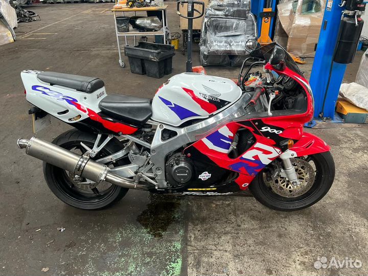 Разборка honda CBR900RR