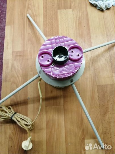 Поворотная платформа для ёлки с розетками к гирл