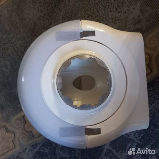 Диспенсер для бумажных полотенец tork