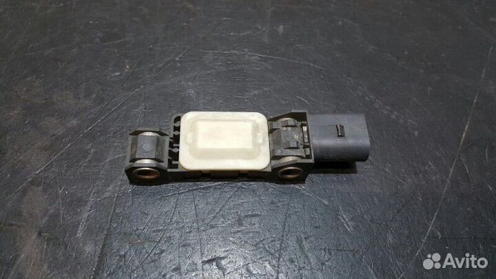 Датчик airbag Porsche Cayenne 955 M48.50 2006
