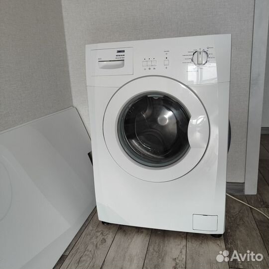Стиральная машина автомат zanussi