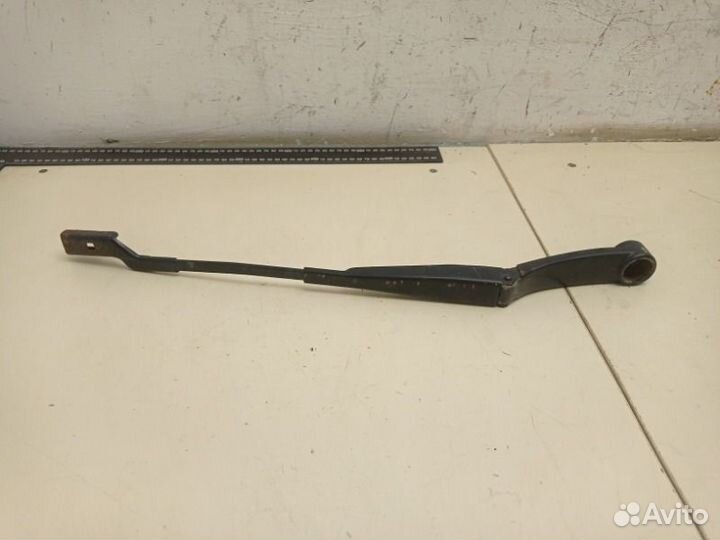 Поводок стеклоочистителя передний левый Kia Ceed