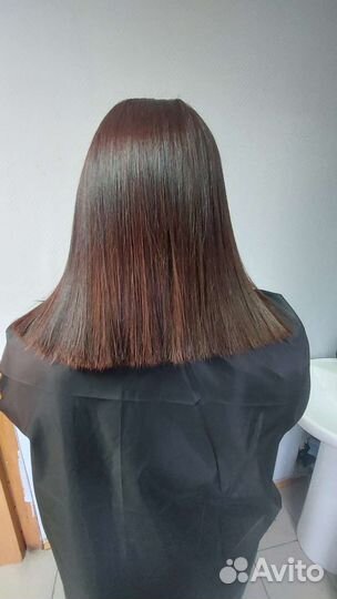 Кератиновое выпрямление волос