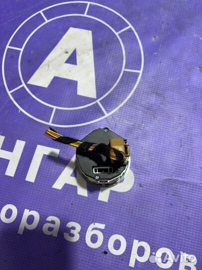 Кнопка блокировки дифференциала Volkswagen Touareg