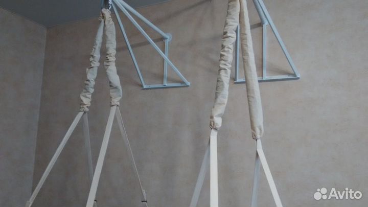 Продам б/у люльку подвесную на пружинах