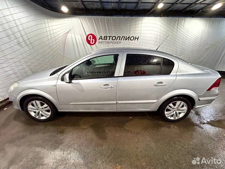 Opel Astra 1.8 МТ, 2008, 170 500 км