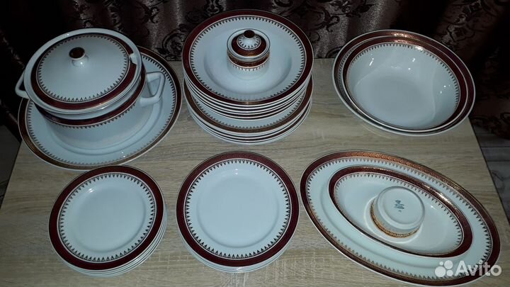 Набор столовой посуды