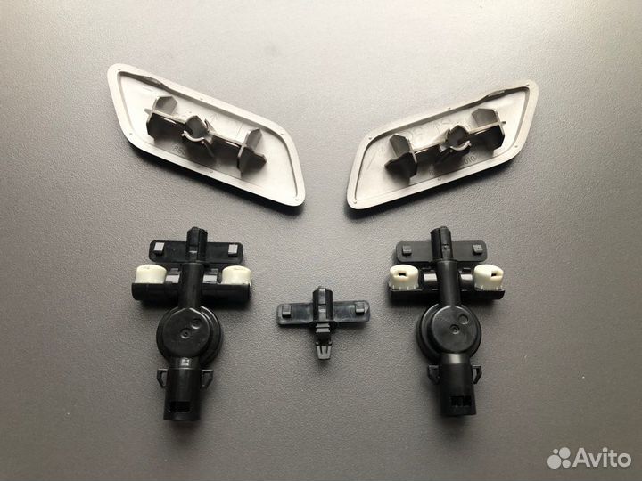 Крышка форсунки омывателя фары Lexus ES 2012-2016