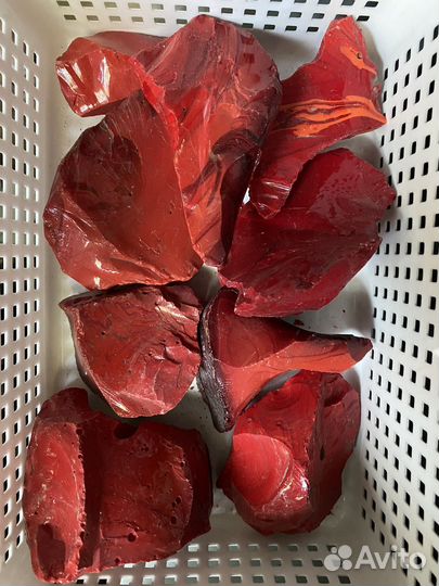 Реквизит. Красный кварц для предметной съемки