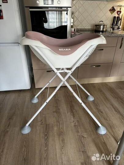 Подставка в ванну для купания младенцев